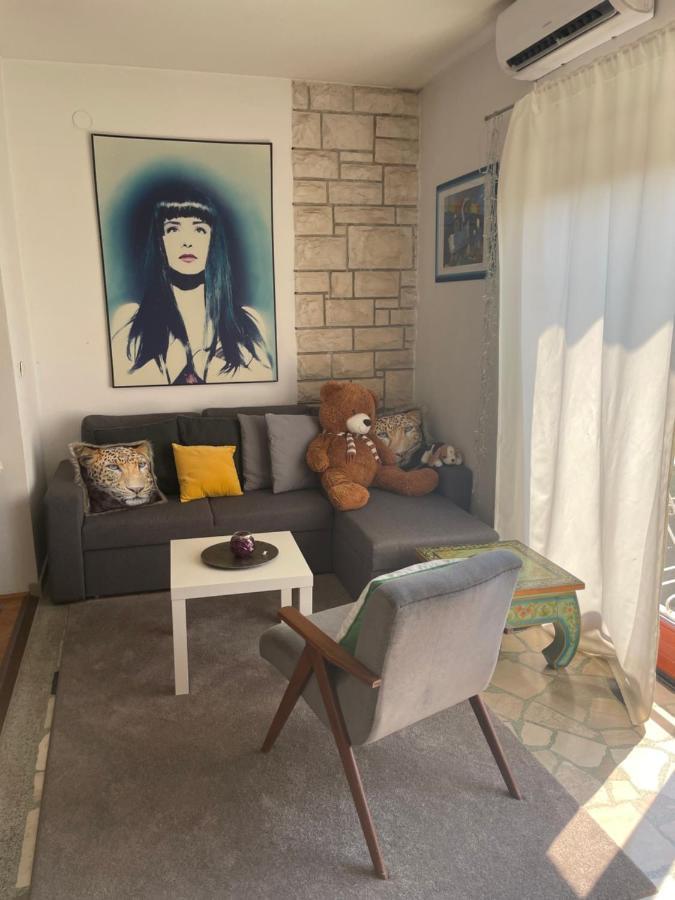 Apartments Vuica ウマグ エクステリア 写真