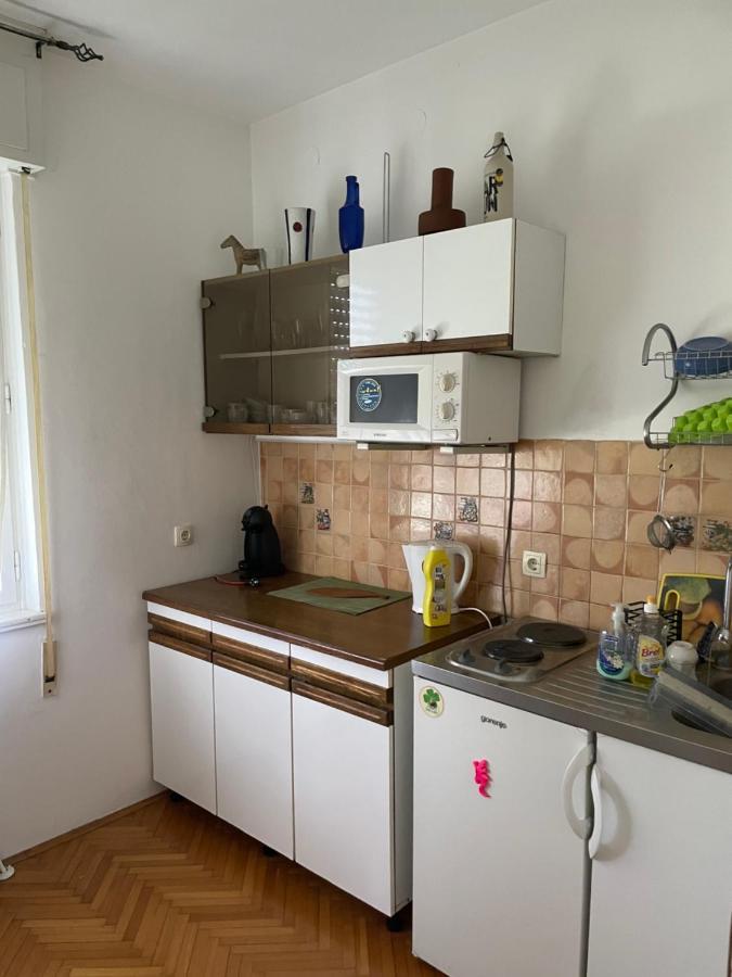Apartments Vuica ウマグ エクステリア 写真